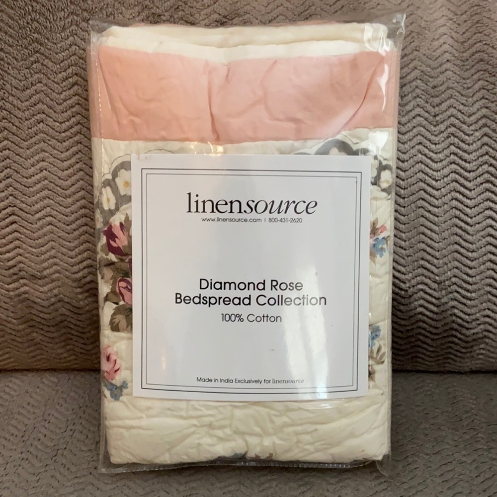 Linensource Square Decorator Pillow Sham Diamond Rose New - Picture 2 of 5
